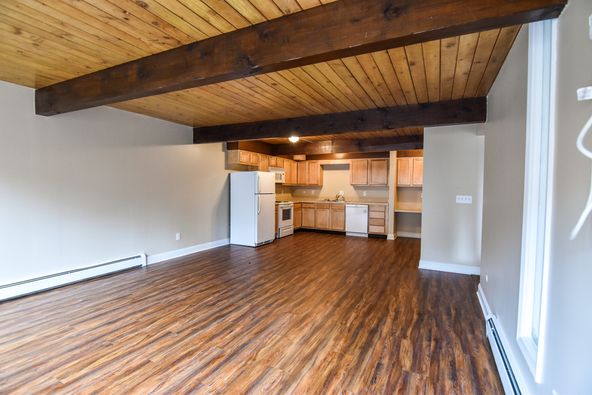 Tallmadge Pointe Apartments: 306 Northeast Ave, Tallmadge, OH 44278